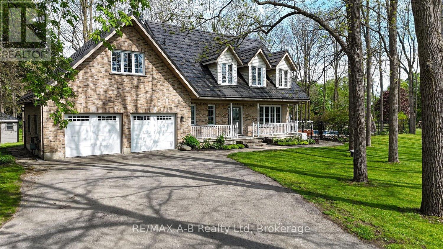138 HURON ROAD - 2