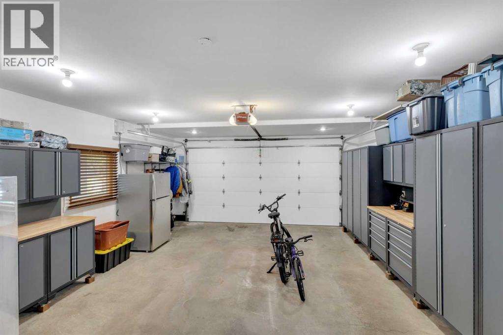 3520 44A Avenue - 27