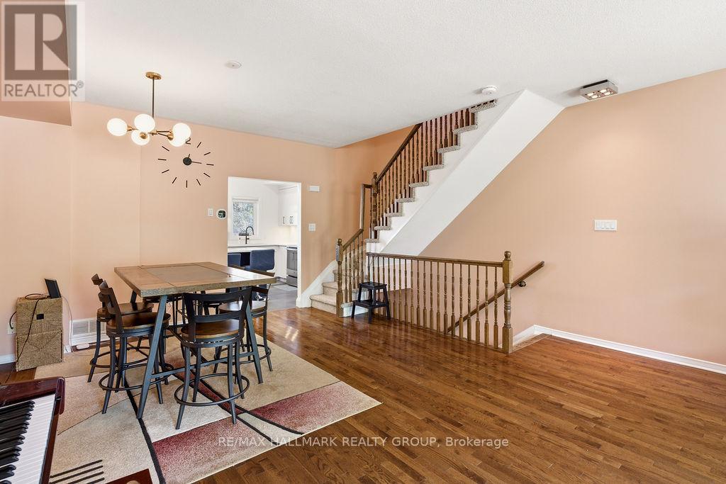 3 Bed, 3 Bath House for Rent in Ottawa – 8 PONDSIDE PRIVATE, Ottawa – MLS# X13219638 - Image 29