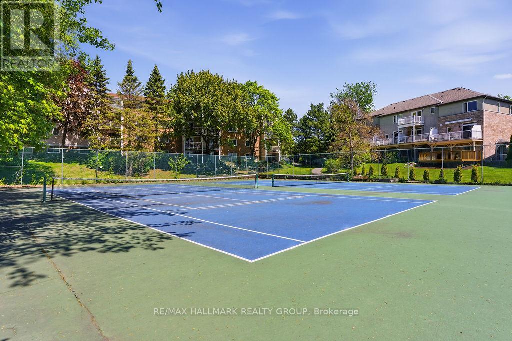 3 Bed, 3 Bath House for Rent in Ottawa – 8 PONDSIDE PRIVATE, Ottawa – MLS# X13219638 - Image 4