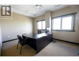 10709 79 Avenue, Clairmont, AB T8X5G9 Photo 7