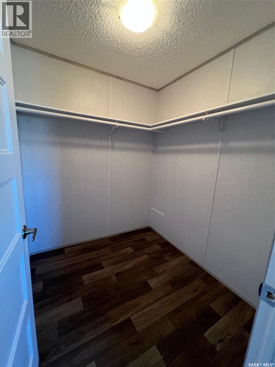 215 1st STREET W - 21