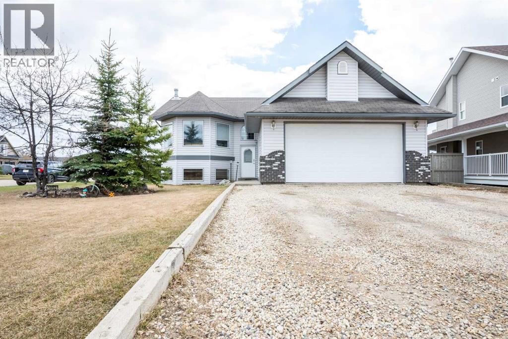 1052 10 Street, Beaverlodge, Alberta, T0H0C0