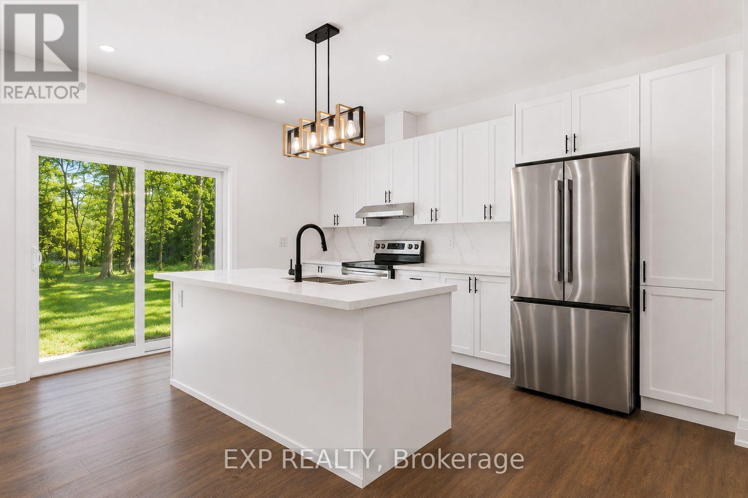 49 BEAUFORT CRESCENT - 10