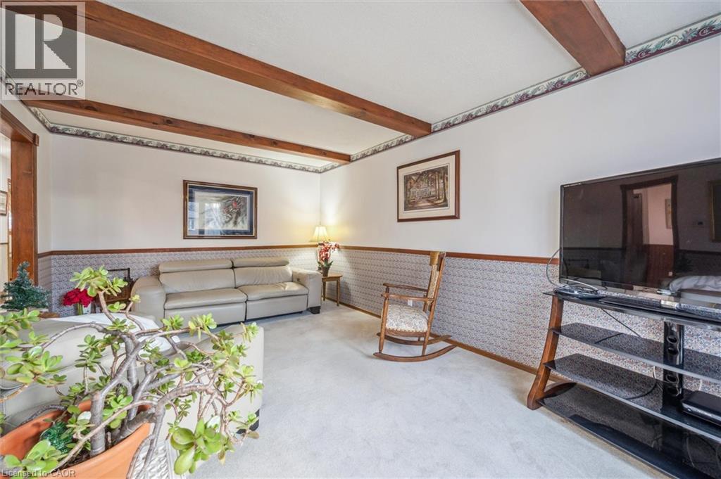 217 JOHANNA Drive - 5