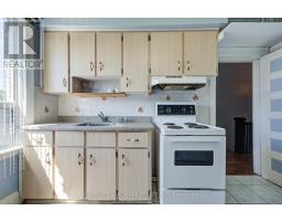 2nd Fl - 19 Armstrong Avenue, Toronto, ON M6H1V9 Photo 15