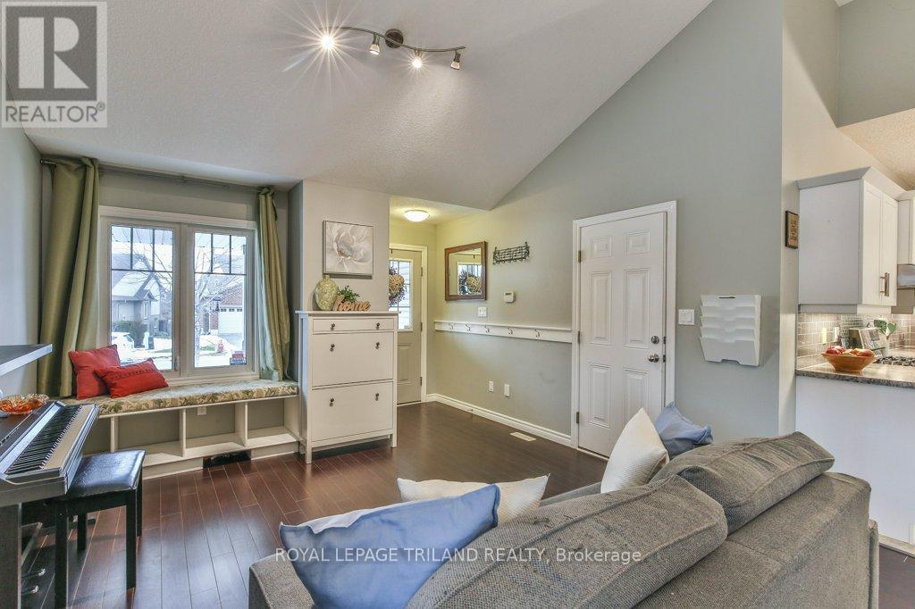 14 ALDERWOOD COURT - 10