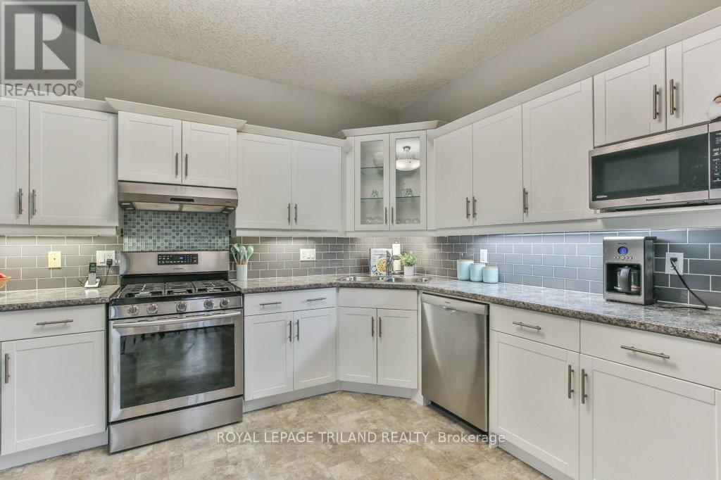 14 ALDERWOOD COURT - 17