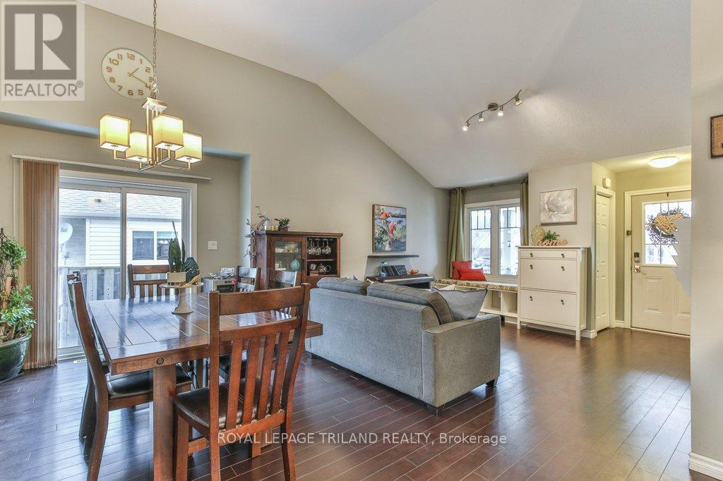 14 ALDERWOOD COURT - 20