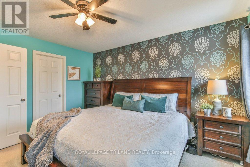 14 ALDERWOOD COURT - 24