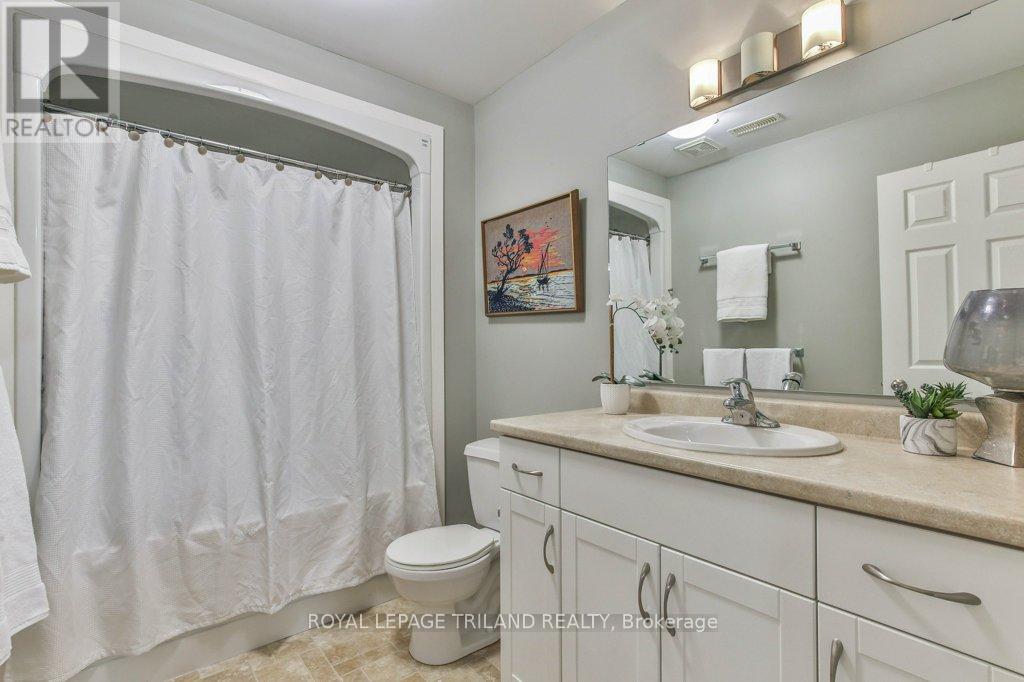 14 ALDERWOOD COURT - 36
