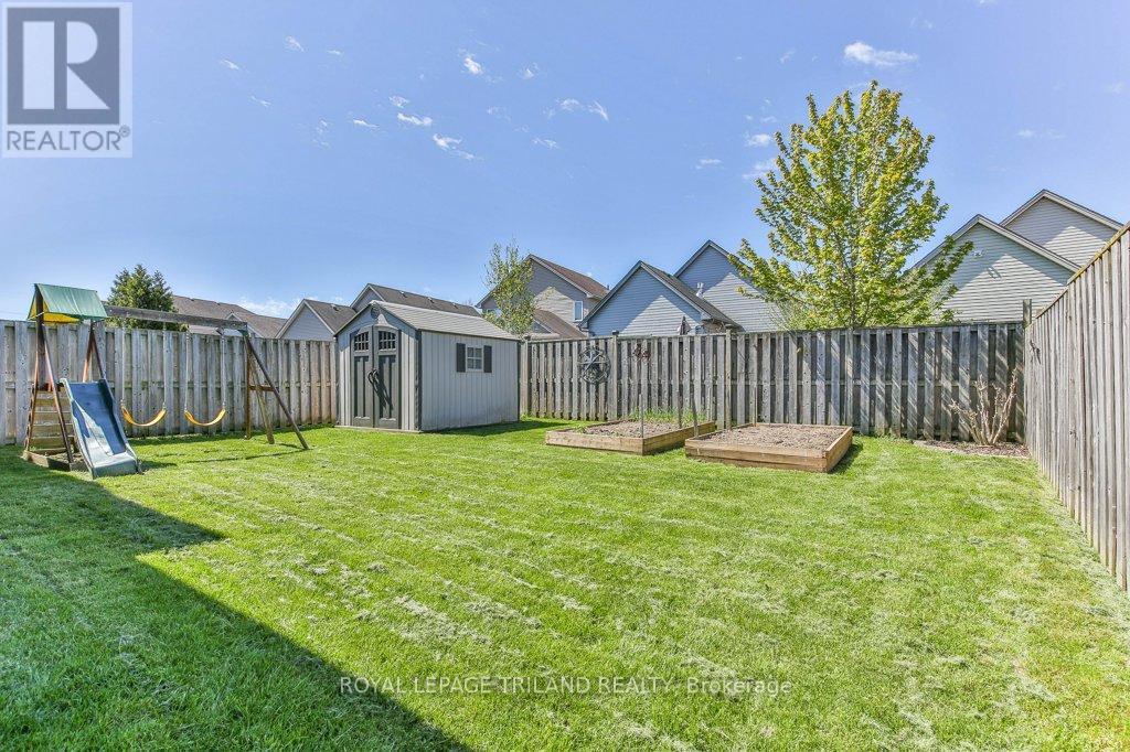 14 ALDERWOOD COURT - 39