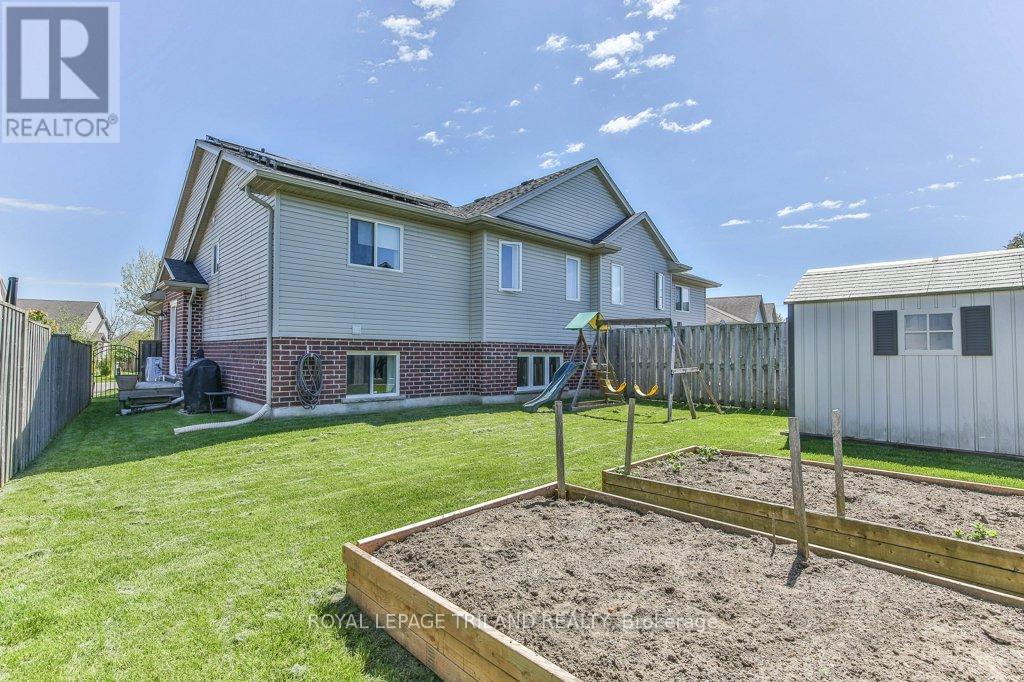 14 ALDERWOOD COURT - 40