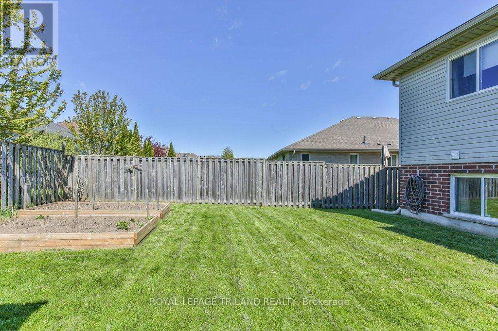 14 ALDERWOOD COURT - 41