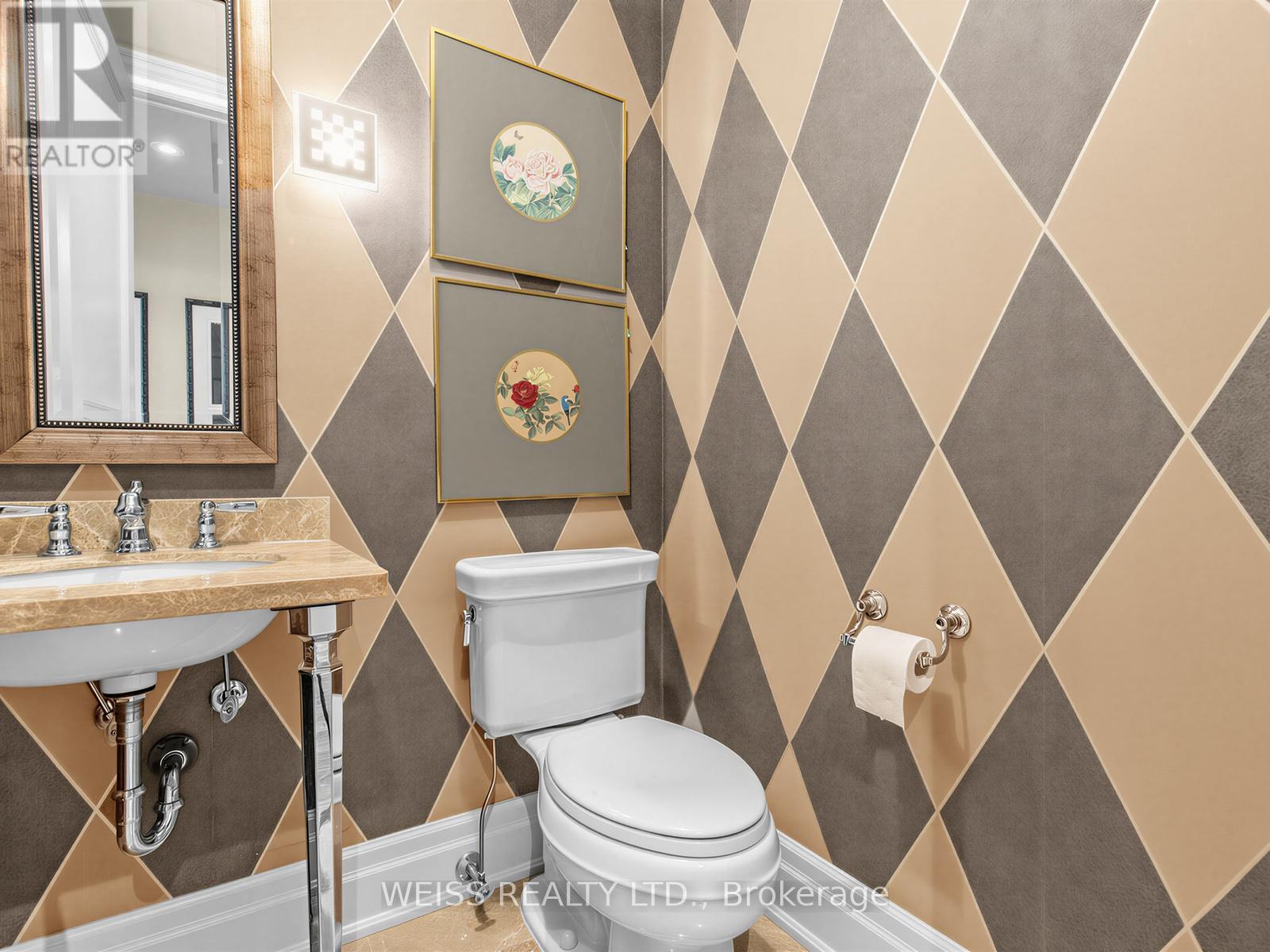 #506 155 ST CLAIR AVENUE W - 32