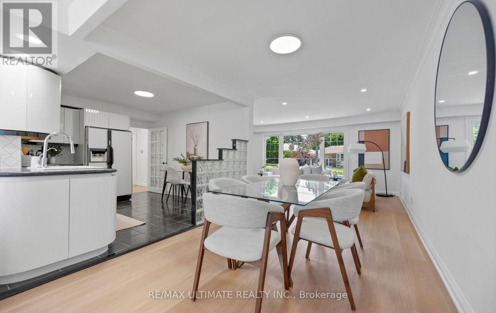 60 ELVASTON DRIVE - 11
