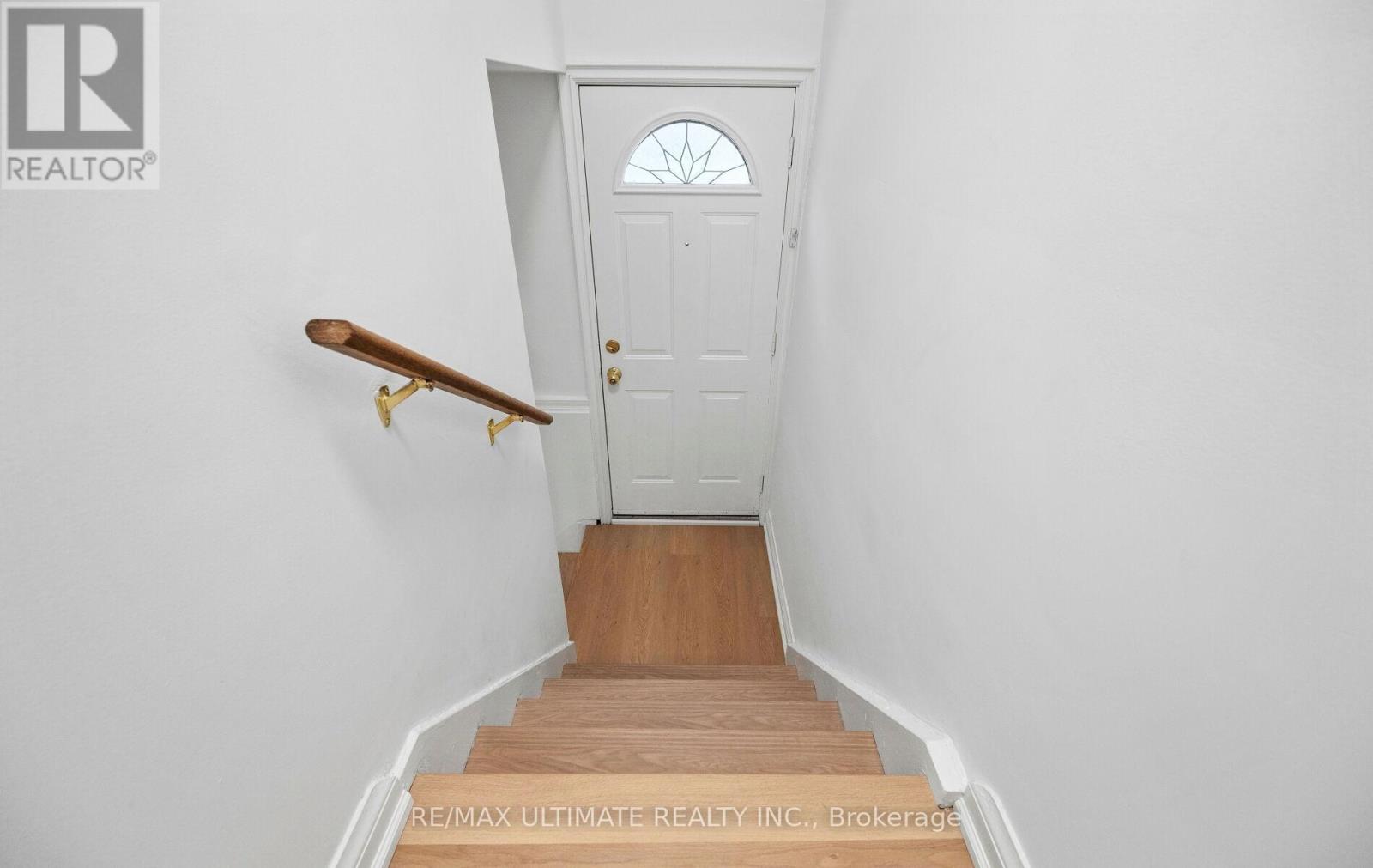 60 ELVASTON DRIVE - 29