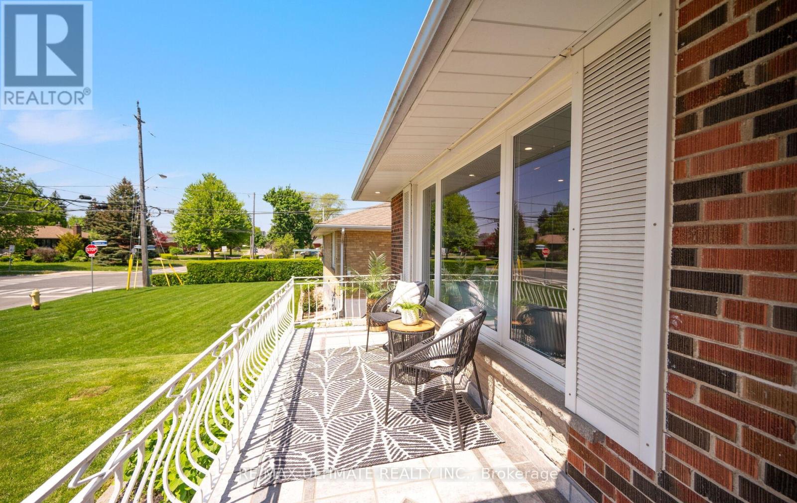 60 ELVASTON DRIVE - 6