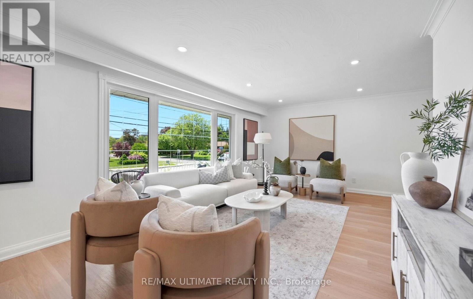 60 ELVASTON DRIVE - 8