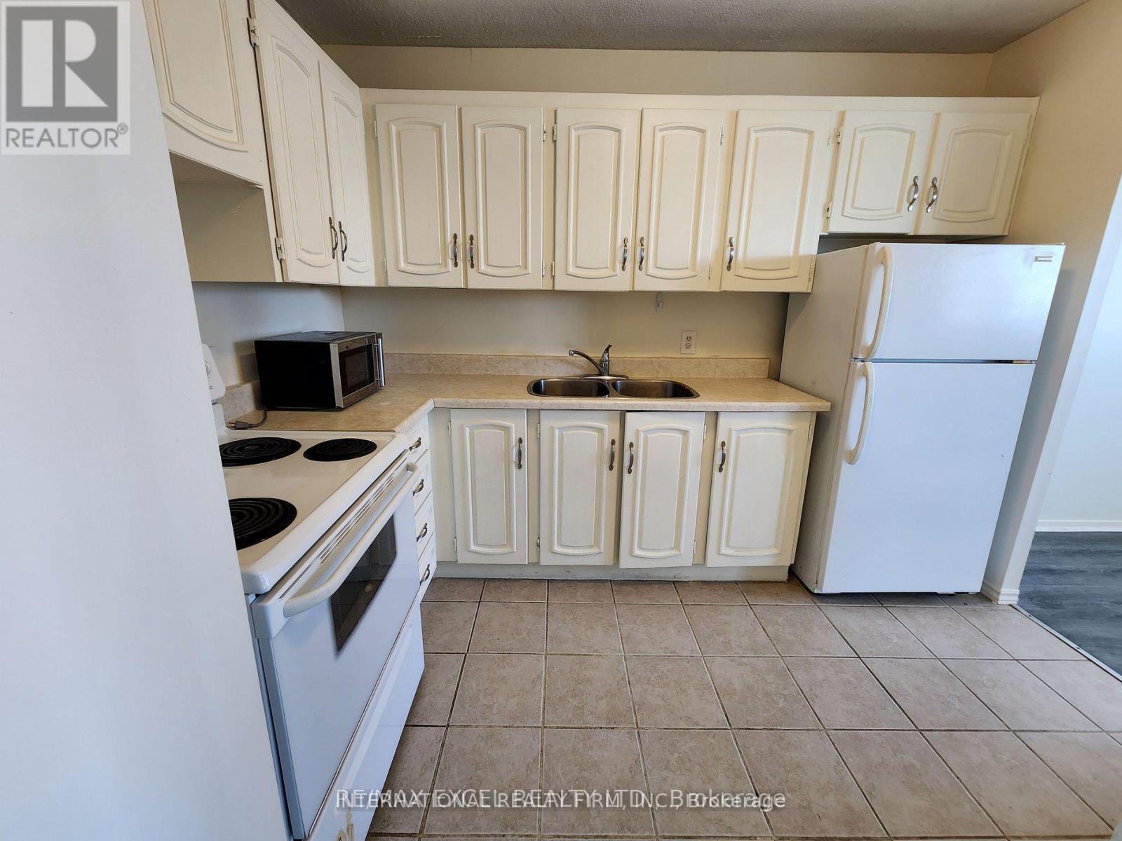 #1102 215 GLENRIDGE AVENUE - 5
