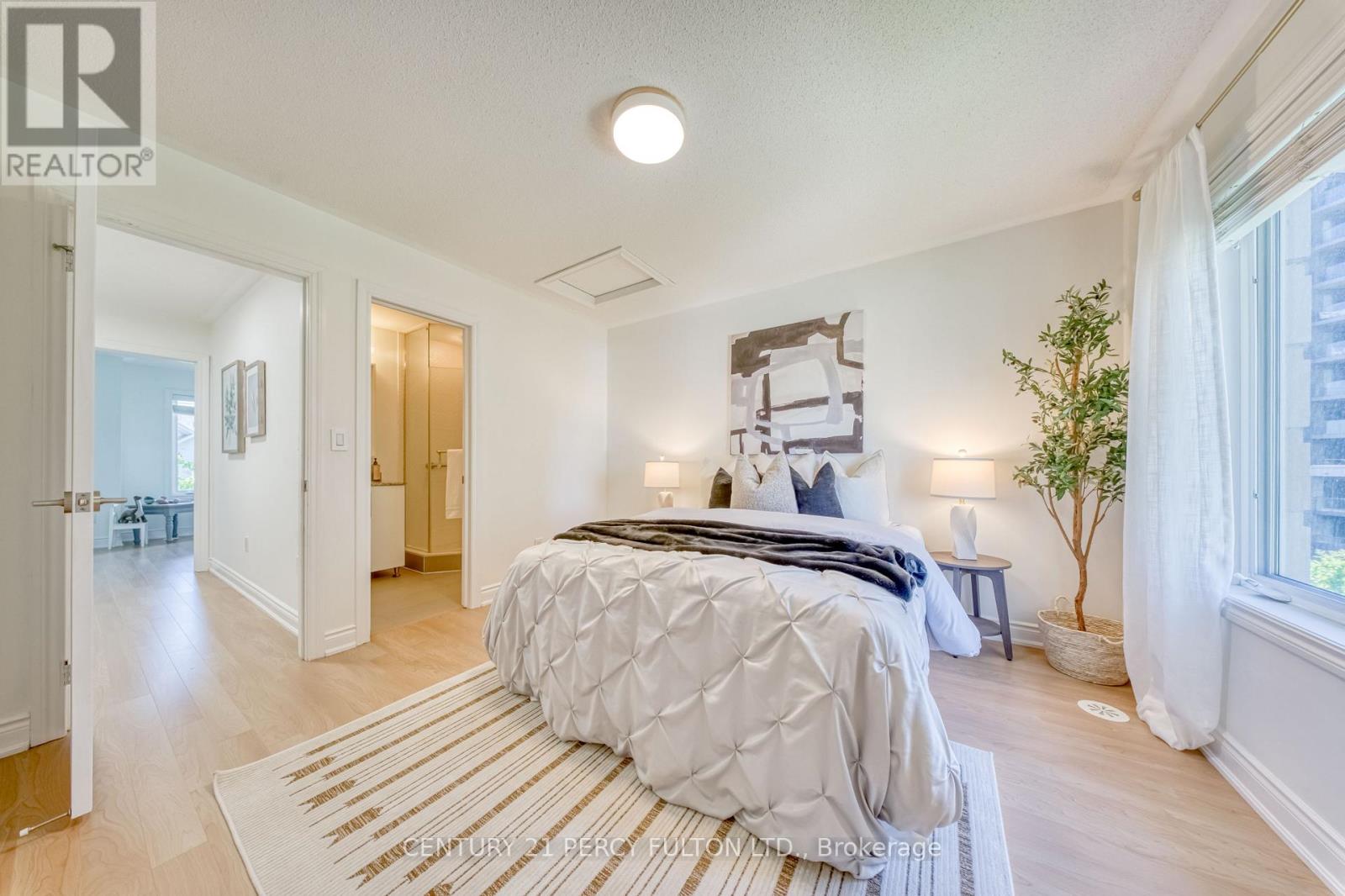 #21 259 SOUTH PARK ROAD - 11