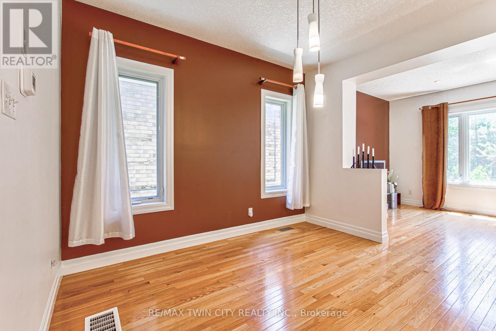 87 STEEPLERIDGE STREET - 10