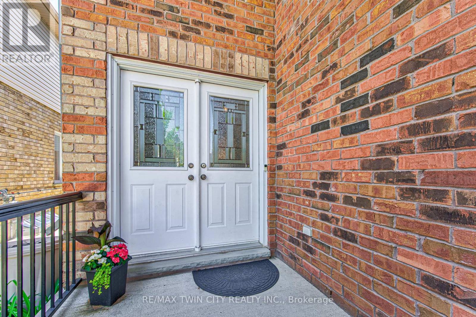 87 STEEPLERIDGE STREET - 4