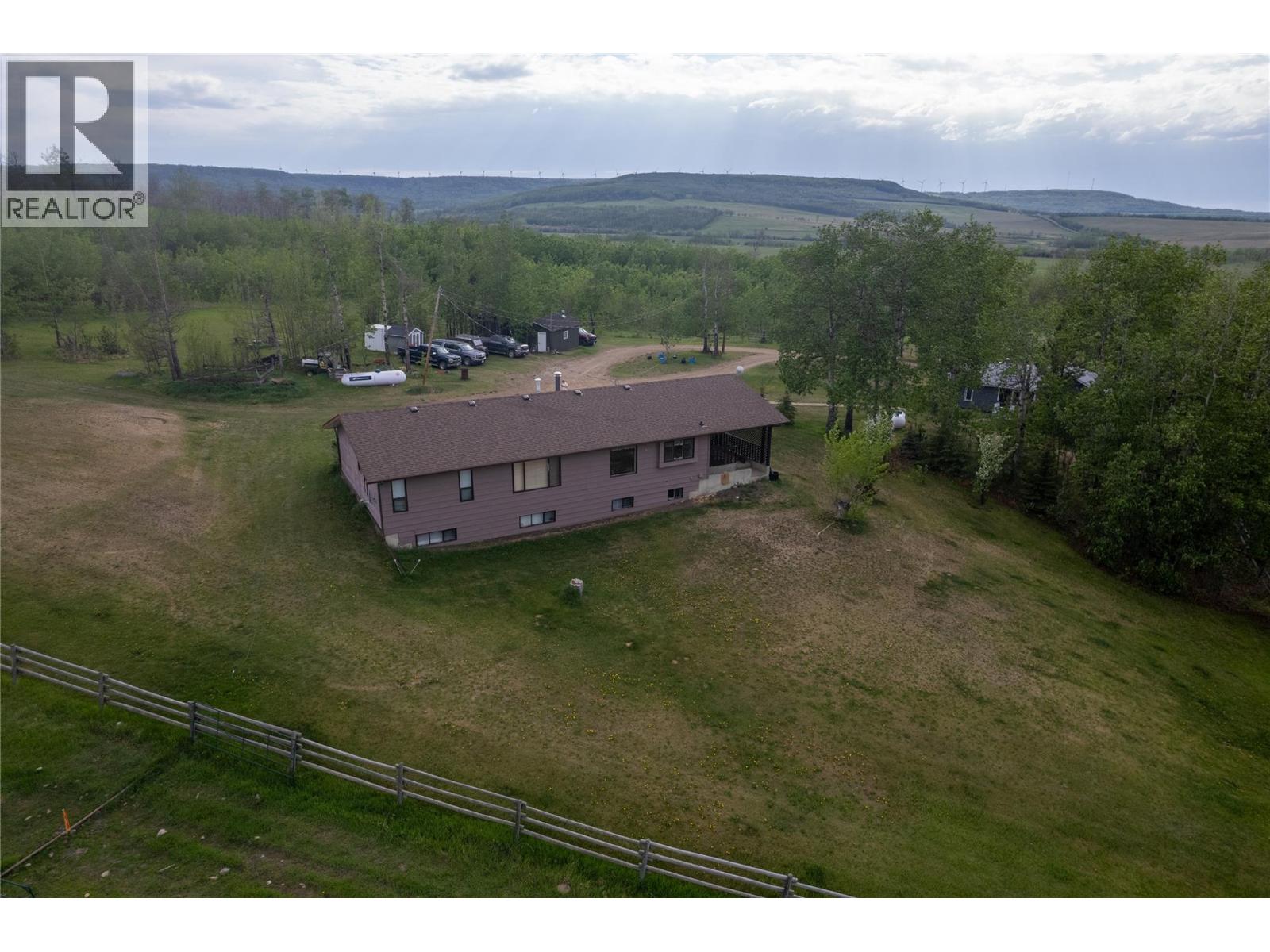 2371 206 Road, Dawson Creek — photo 3
