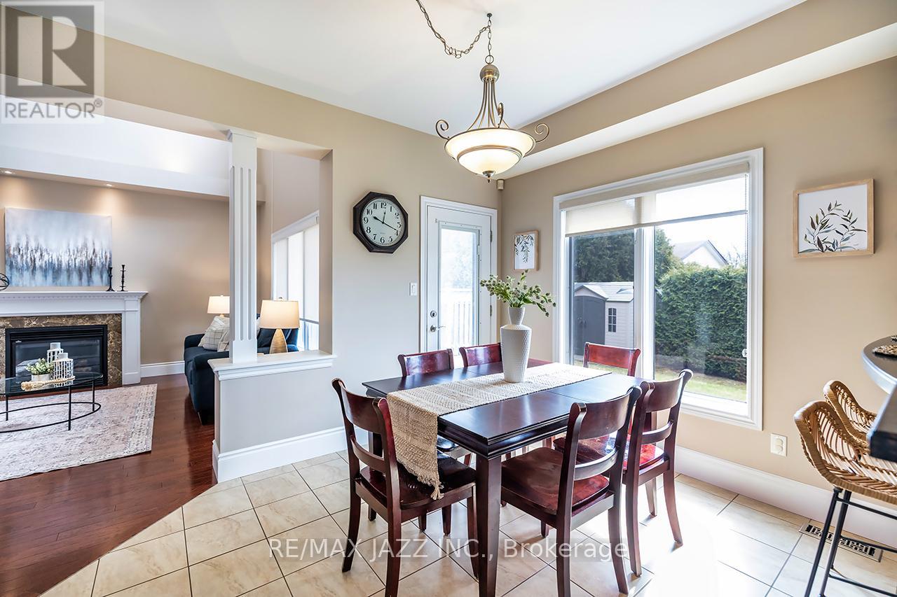 892 BARBADOS STREET - 18
