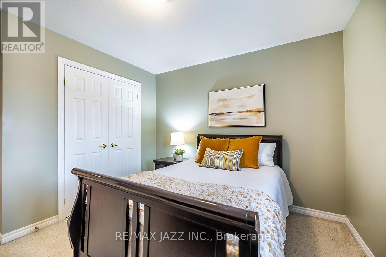 892 BARBADOS STREET - 38