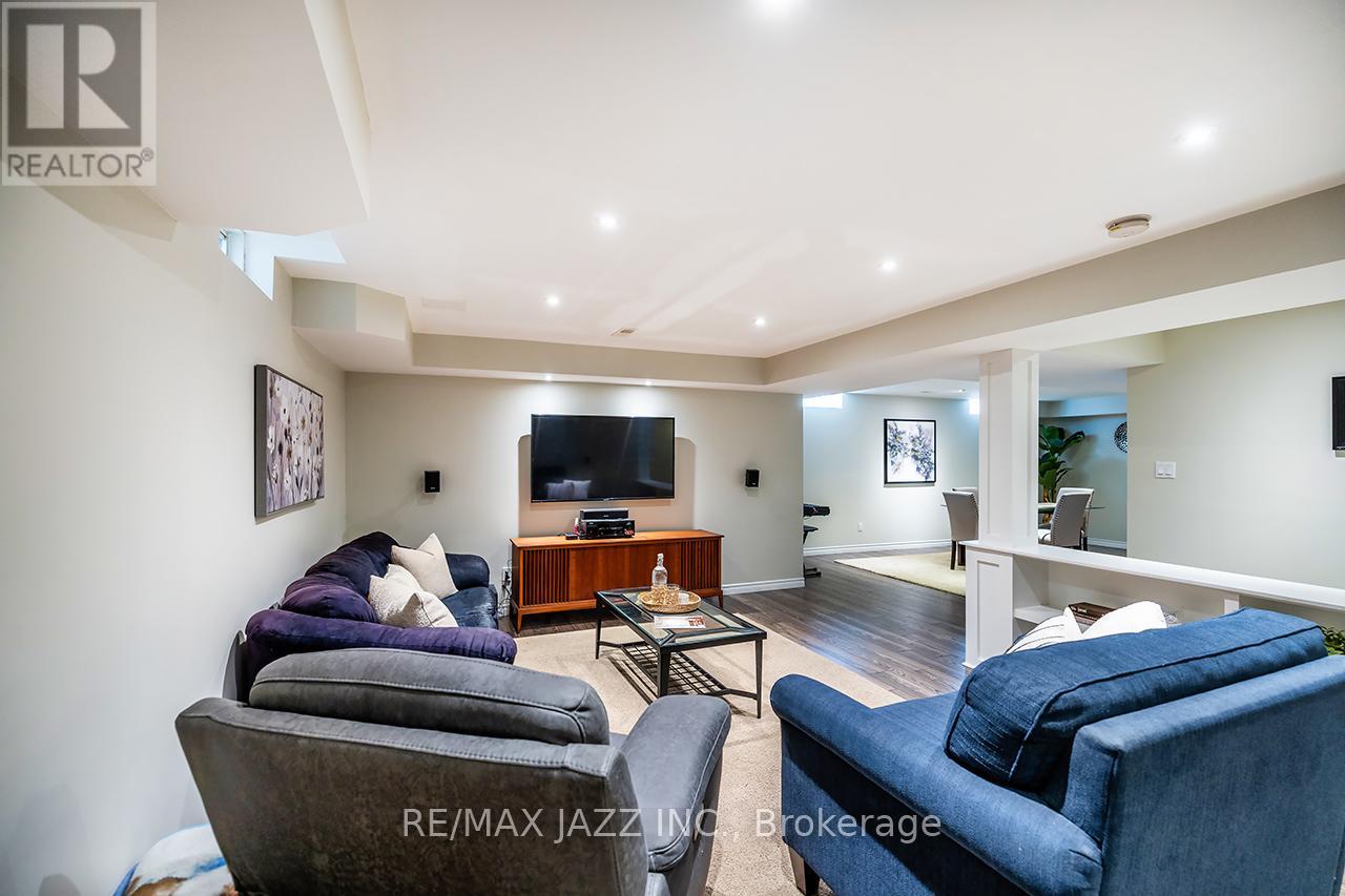892 BARBADOS STREET - 44