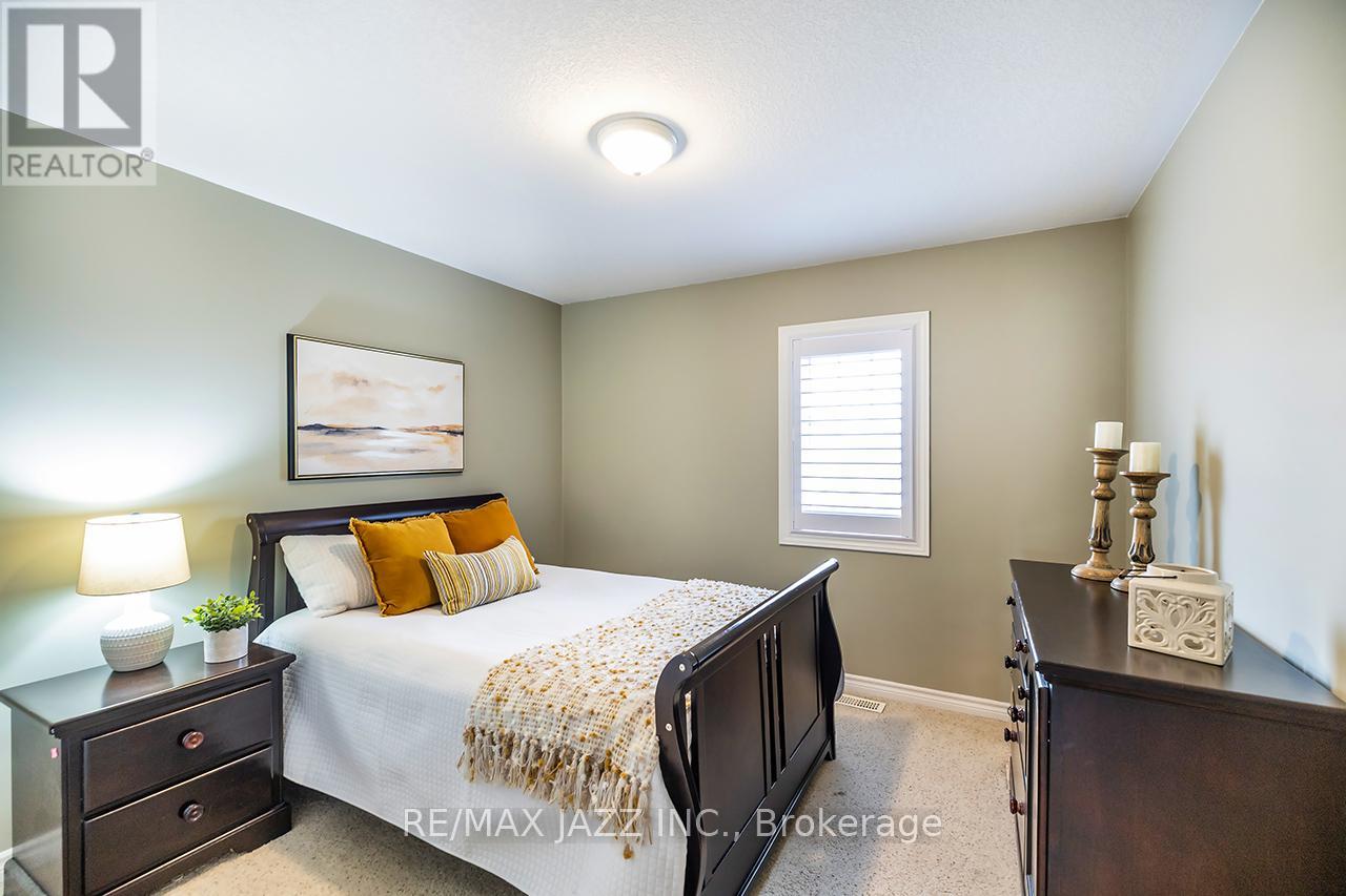 892 BARBADOS STREET - 37