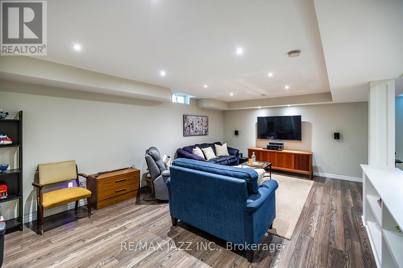 892 BARBADOS STREET - 42