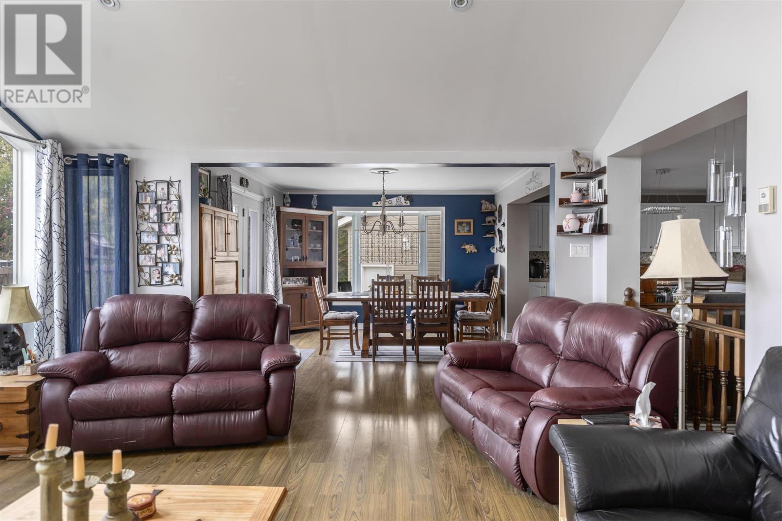 48 Lighthouse Point DR - 9