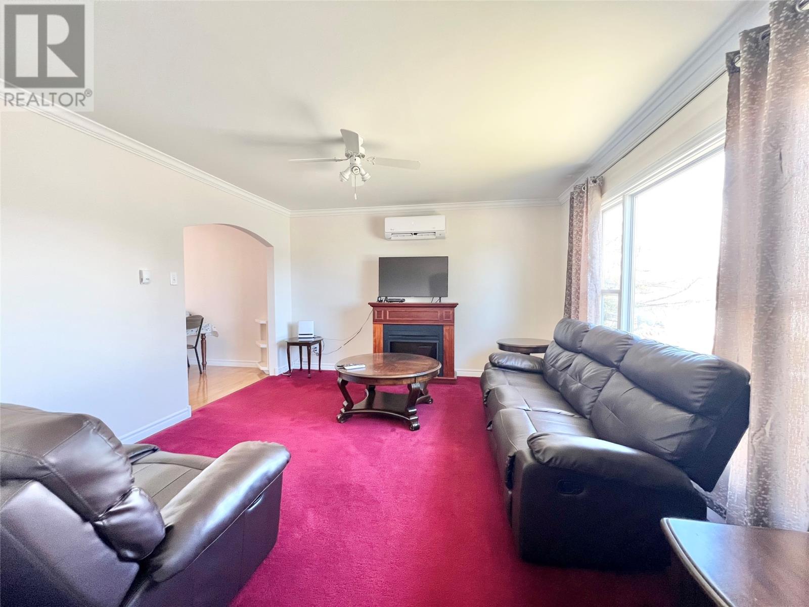 11 Fourth Avenue - 12