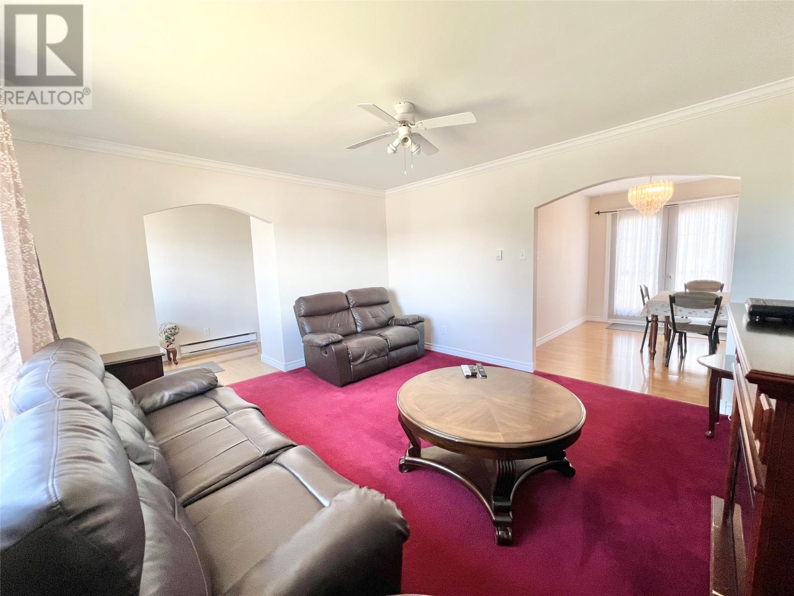 11 Fourth Avenue - 13