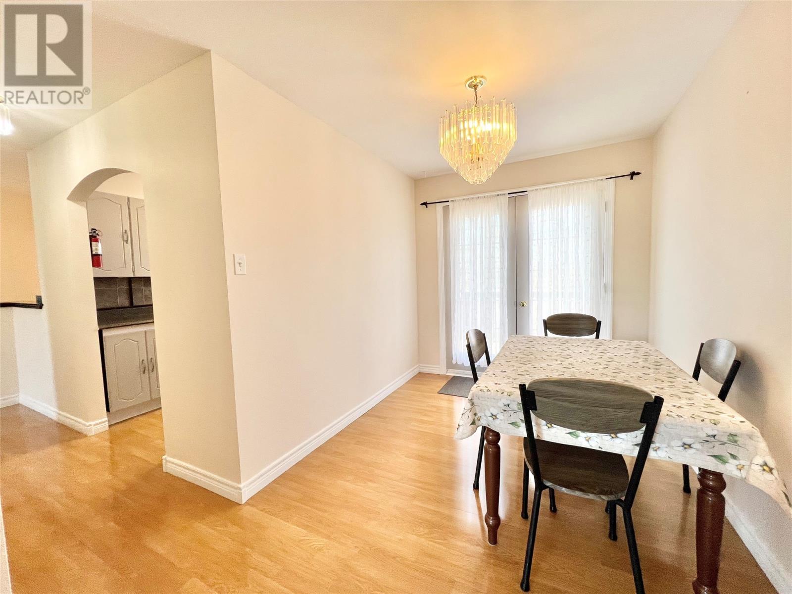 11 Fourth Avenue - 16
