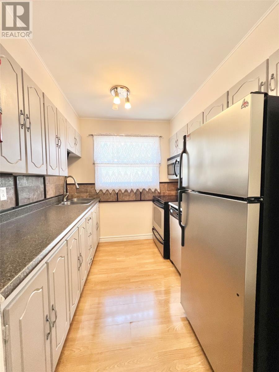 11 Fourth Avenue - 19