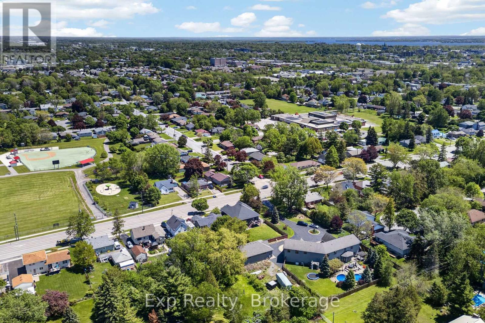 564 SIDNEY STREET - 26