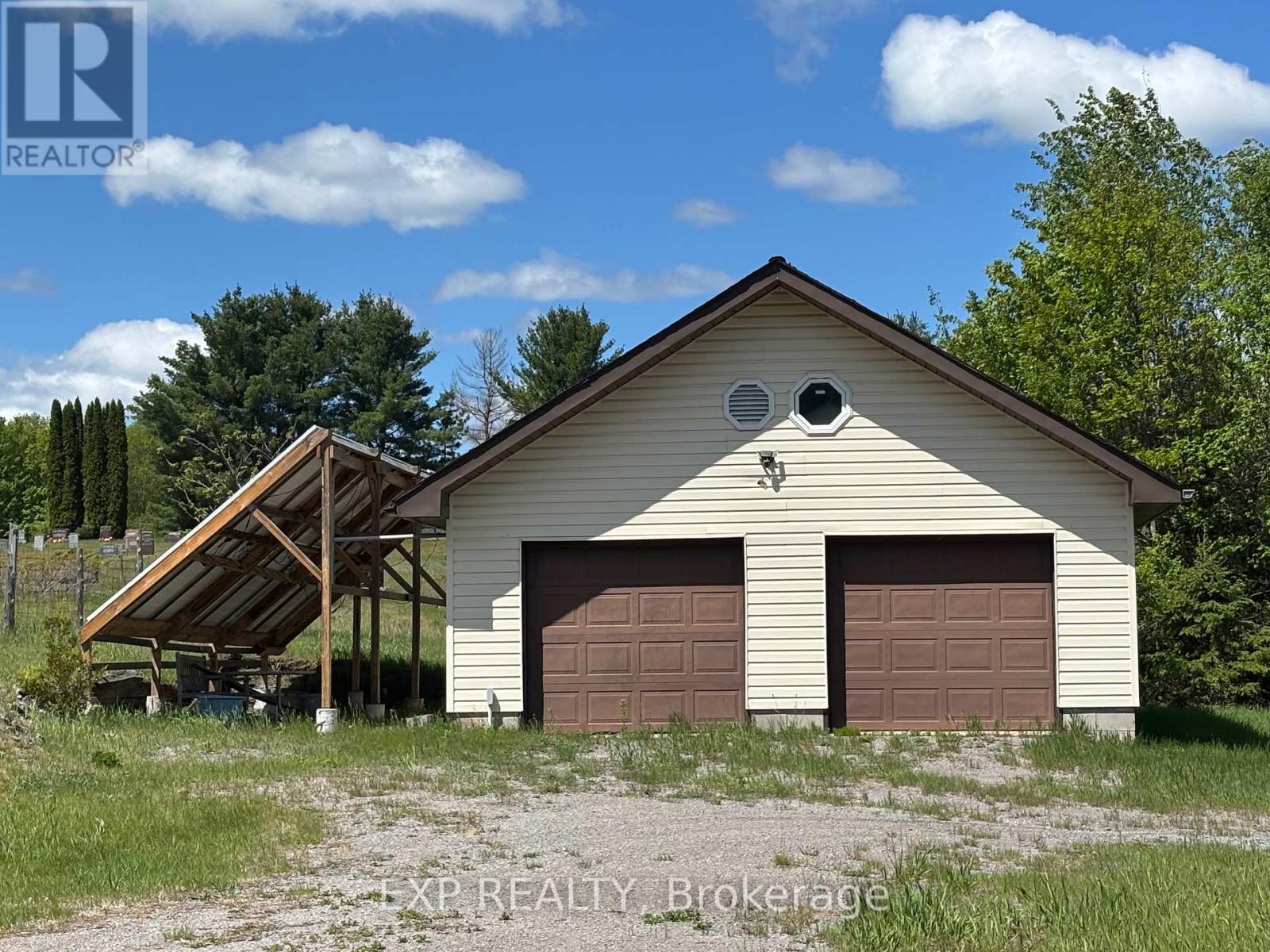 2527 MATAWATCHAN ROAD - 2