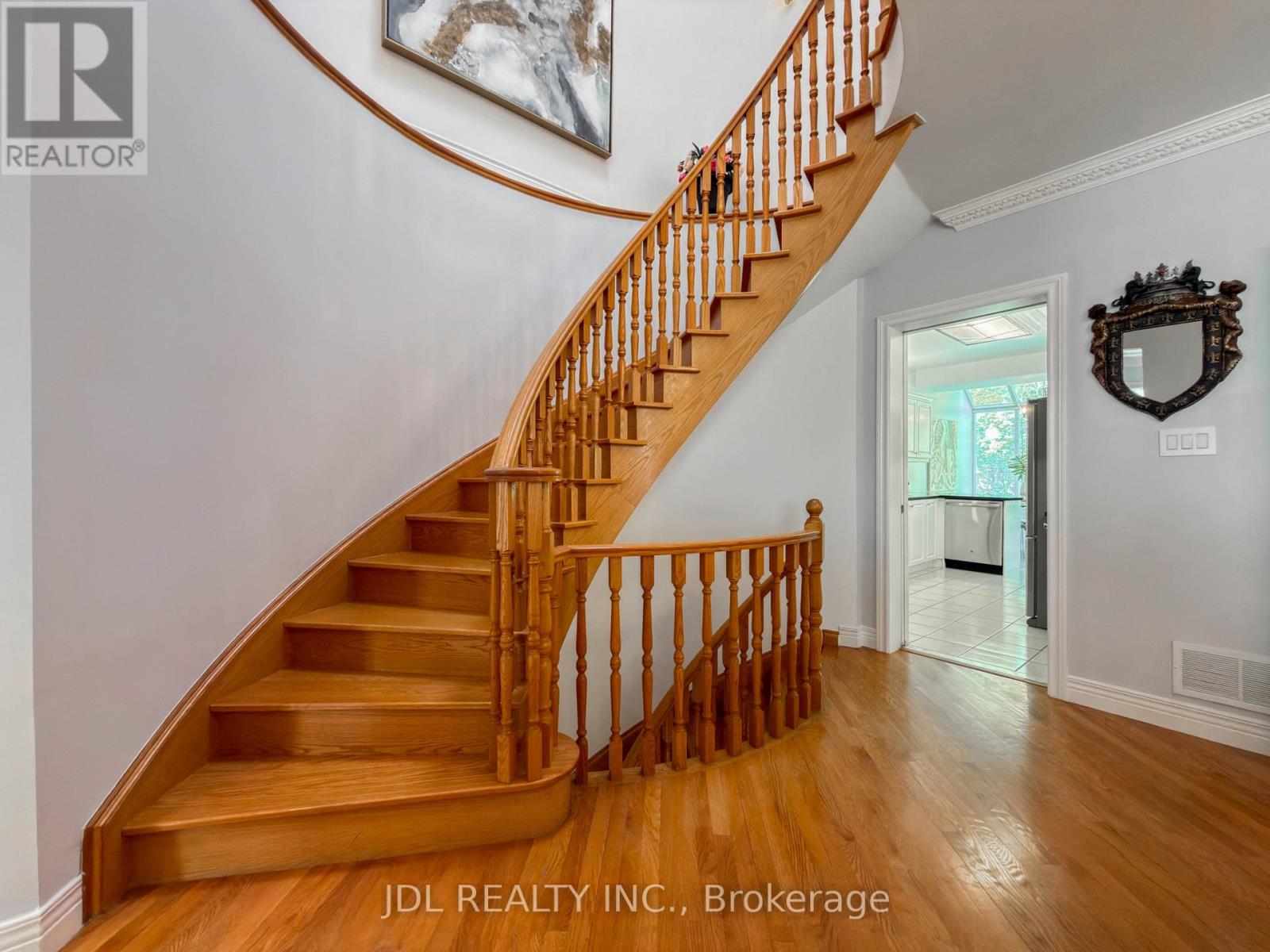 369 KENNETH AVENUE - 10