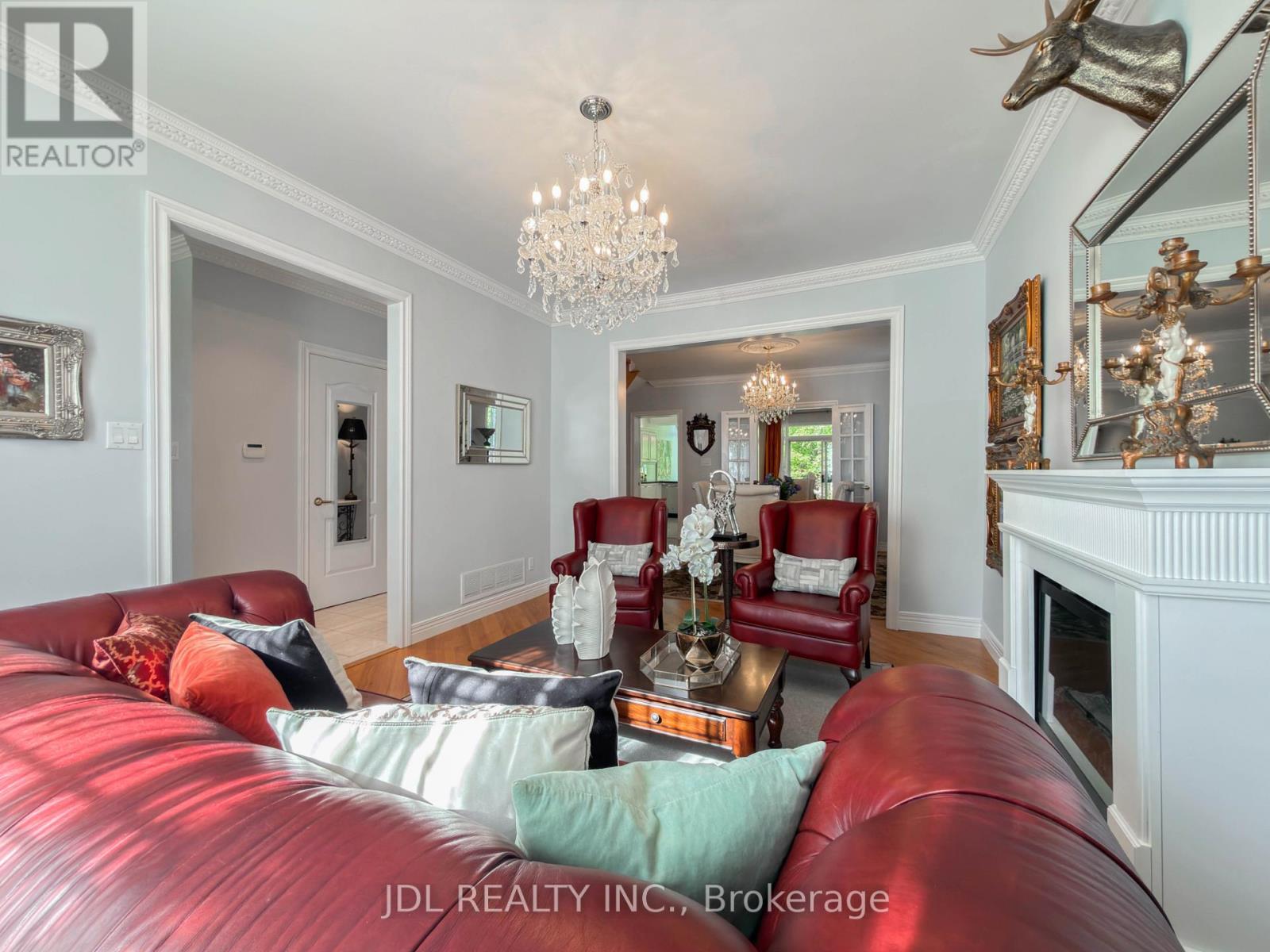 369 KENNETH AVENUE - 13