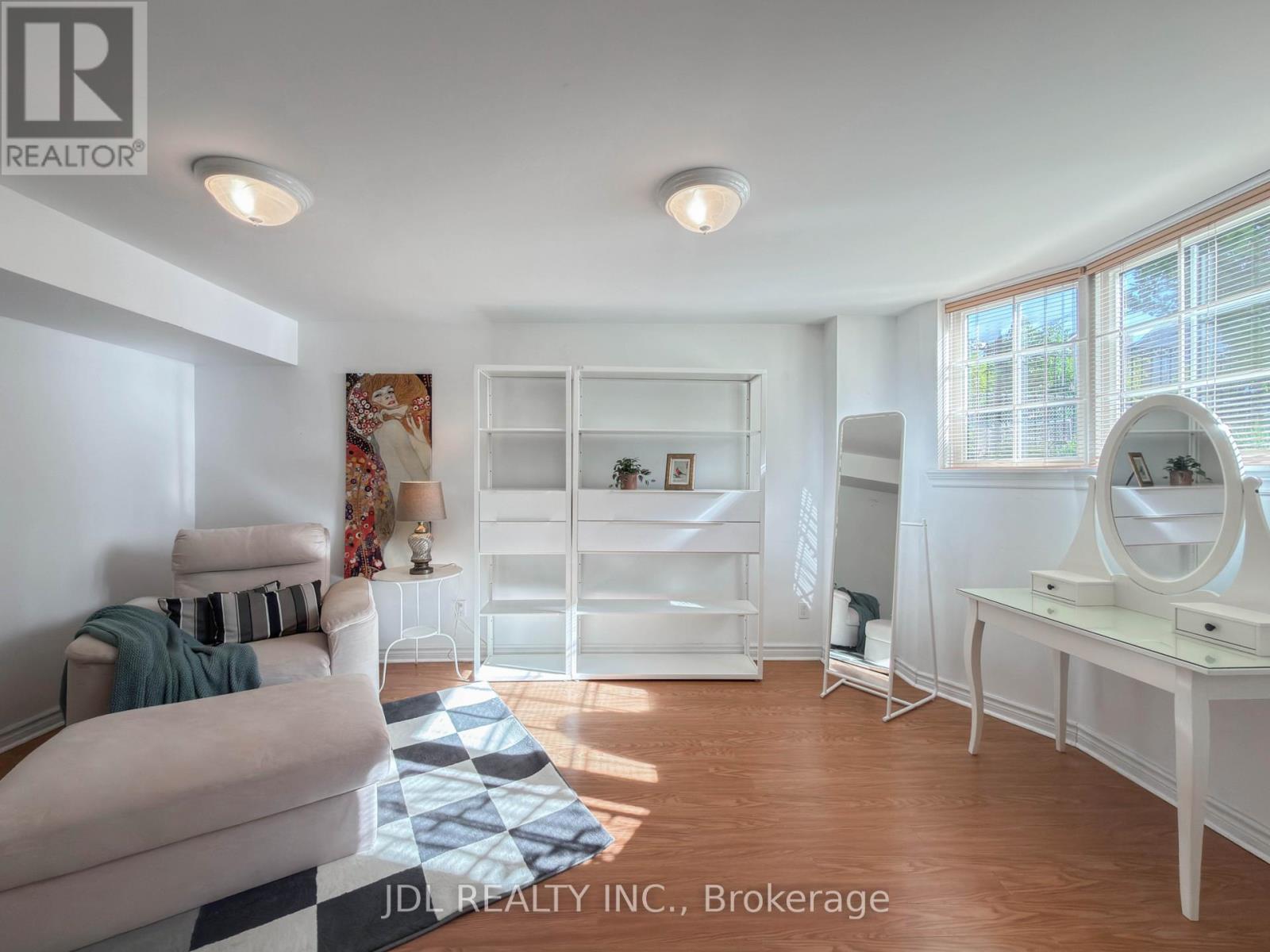 369 KENNETH AVENUE - 45