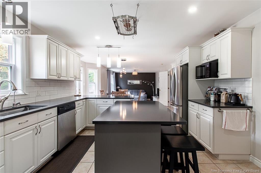 106 Royal Oaks Boulevard - 18