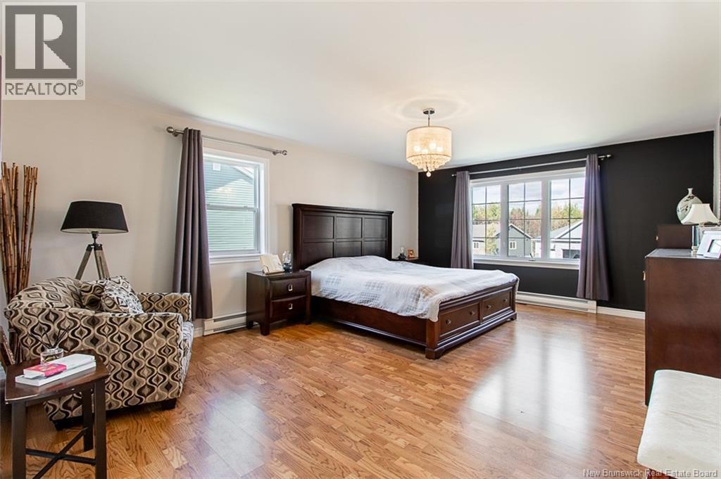 106 Royal Oaks Boulevard - 26