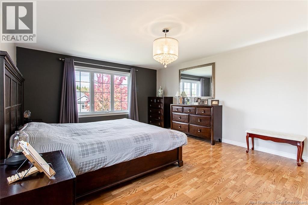 106 Royal Oaks Boulevard - 27