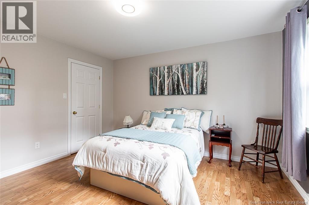 106 Royal Oaks Boulevard - 34
