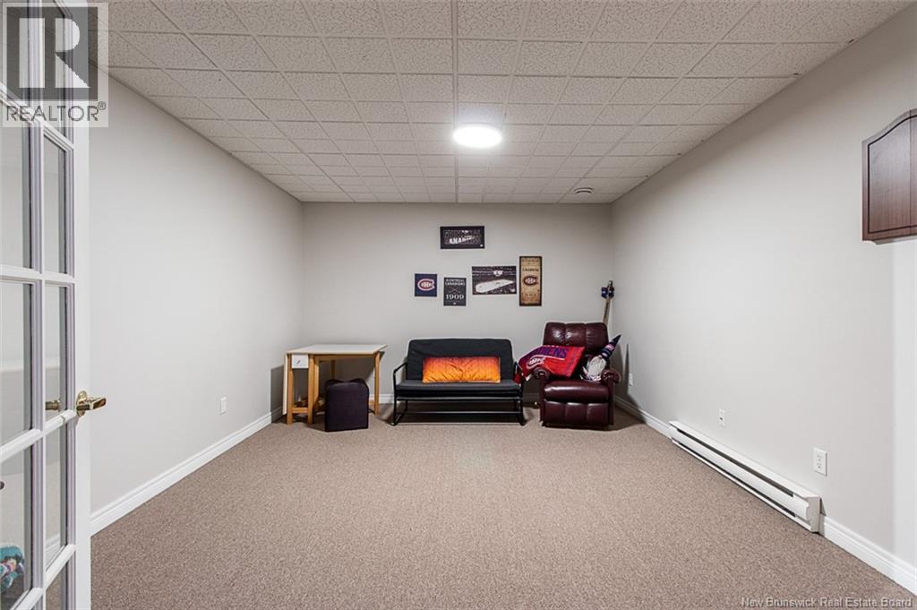 106 Royal Oaks Boulevard - 40