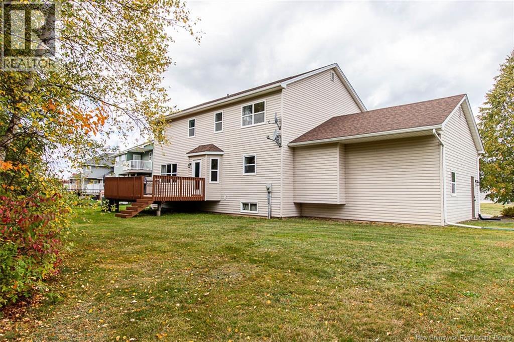 106 Royal Oaks Boulevard - 45
