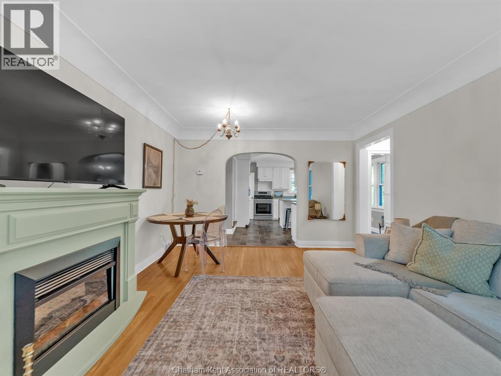 27 Jackson DRIVE - 13